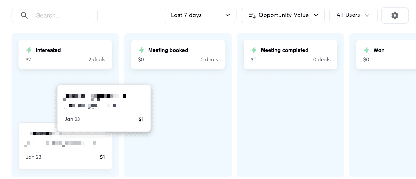 La gestion du pipeline commercial dans Instantly, réservée au plan Hyper CRM