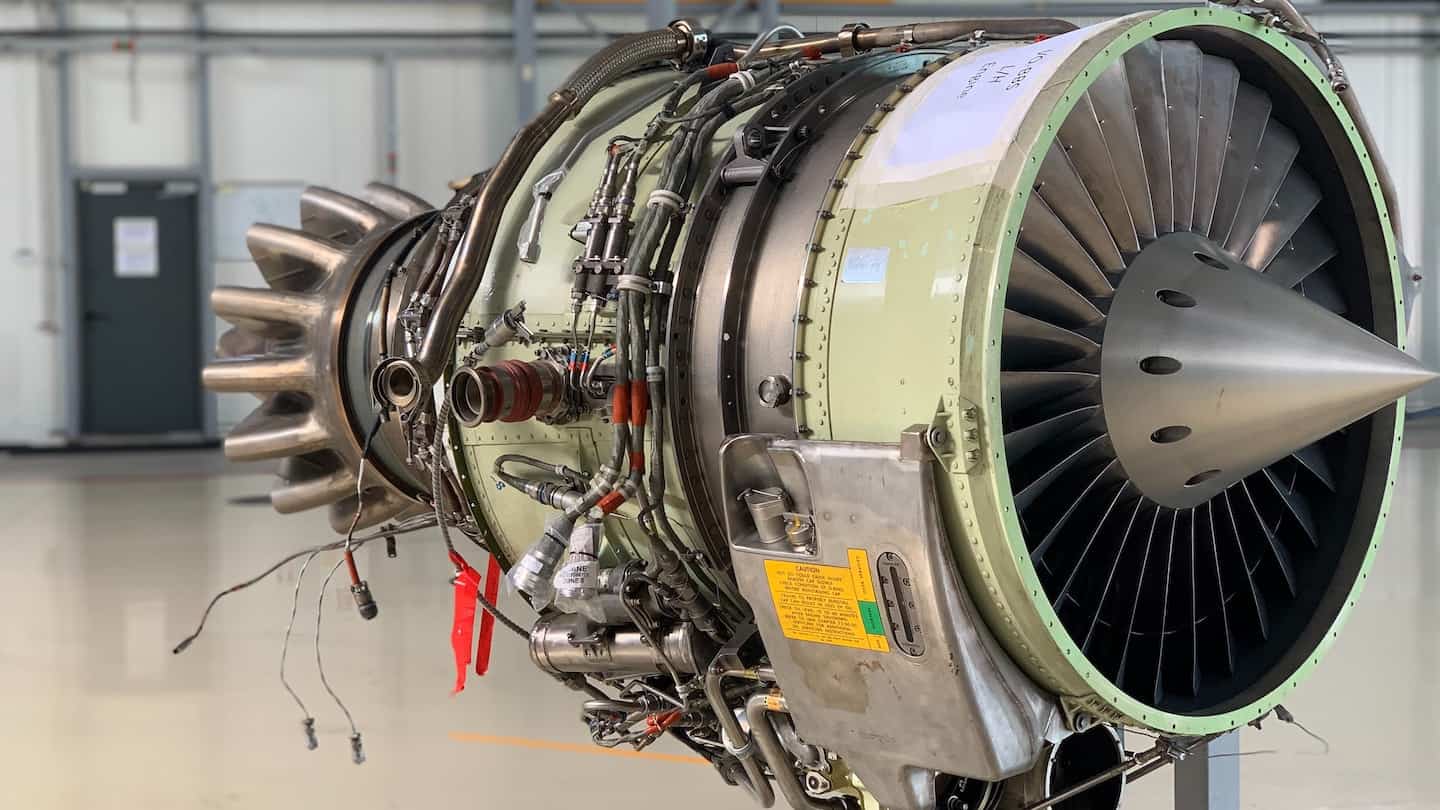 Photo d'un réacteur d'avion nu